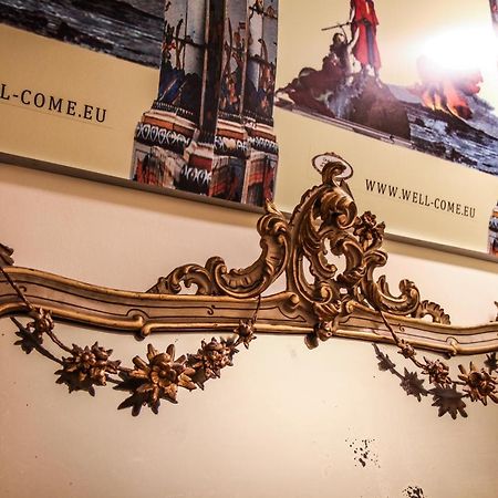 Hotel Well Come - Palazzo Reale Nápoles Exterior foto