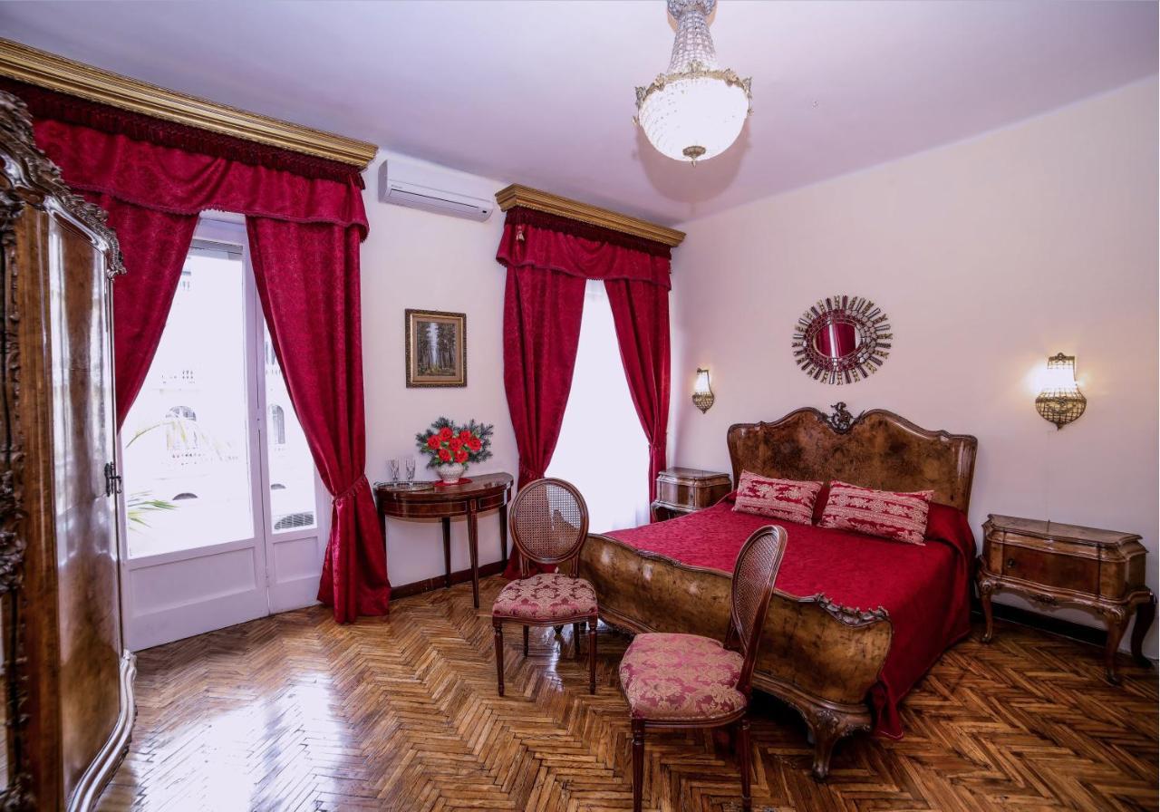 Hotel Well Come - Palazzo Reale Nápoles Exterior foto